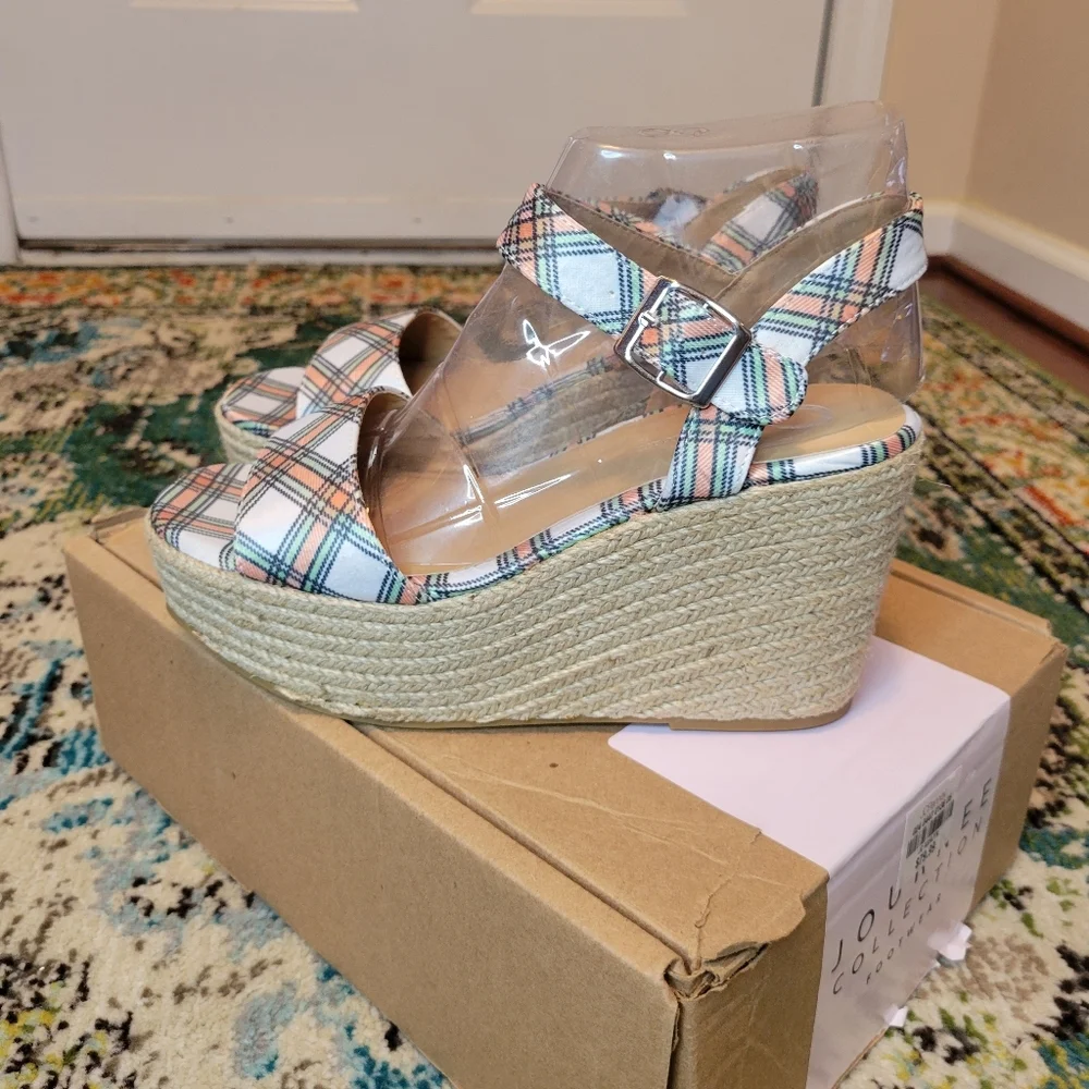 NIB Journee Collection Footwear Plaid Strappy Bohemian Open Toe Heels, Size  7.5